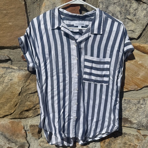 Tops - Alex & Jordan Blue & White Striped Button-Up Short Sleeve Shirt Women’s S NWOT